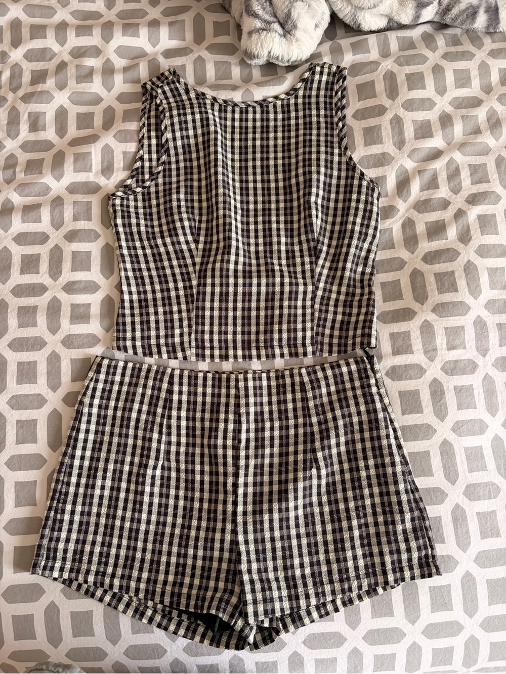 Missguided + Black & White Gingham Sleeveless Crop Top and High-Waist Shorts Set